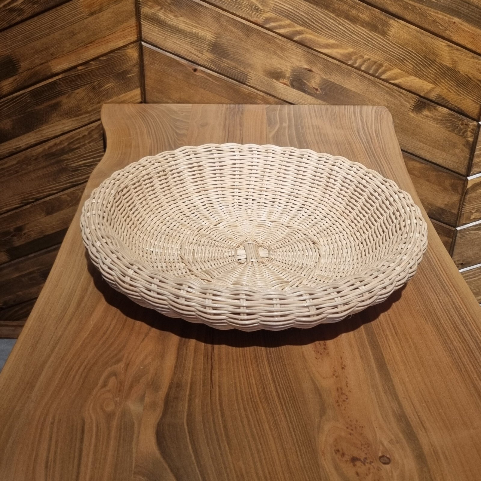 Cidarlı Geniş Yuvarlak Bambu Sunum Sepeti